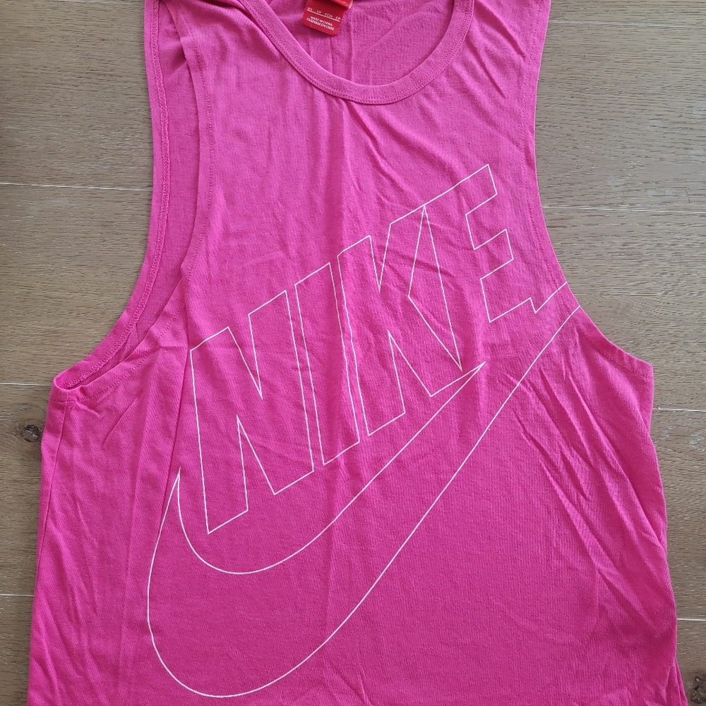 Nike Muscle Tank